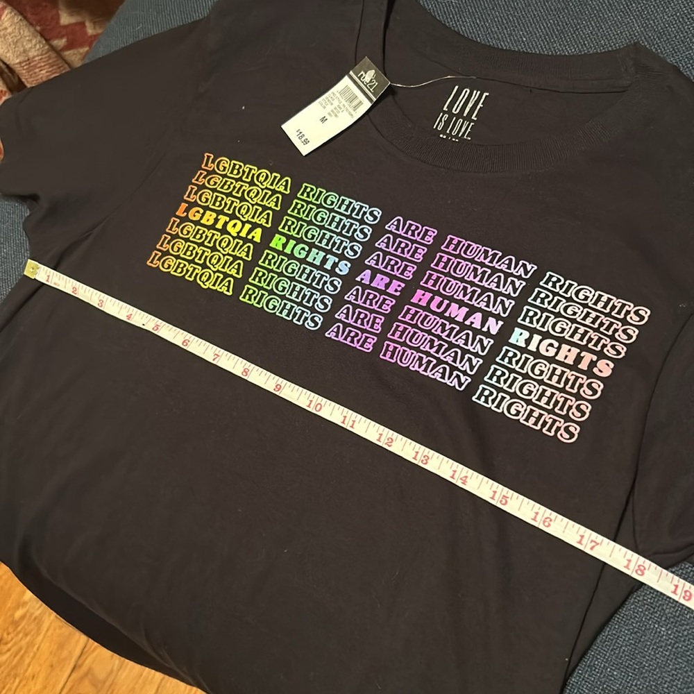 Human Rights tee 🏳️🌈🏳️⚧️ - Picture 5 of 7